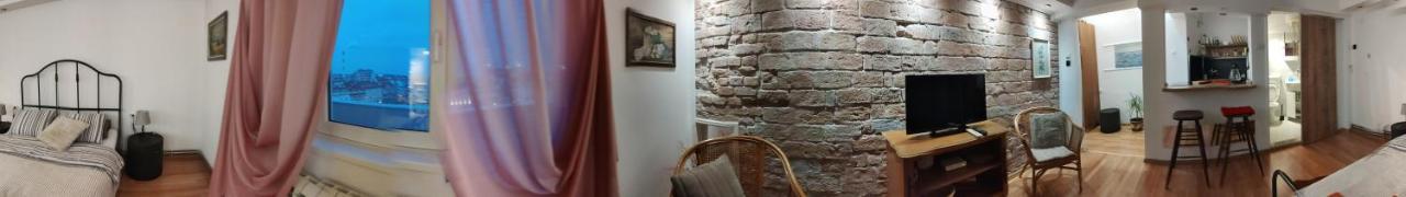 Apartment Alexandar